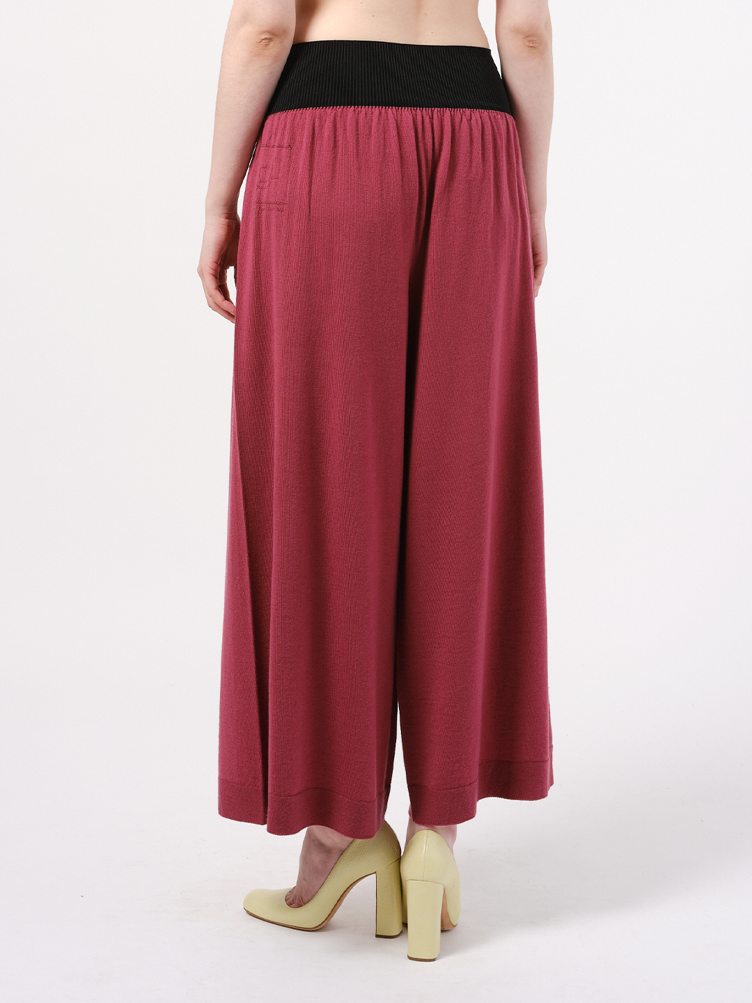 Wide leg trousers