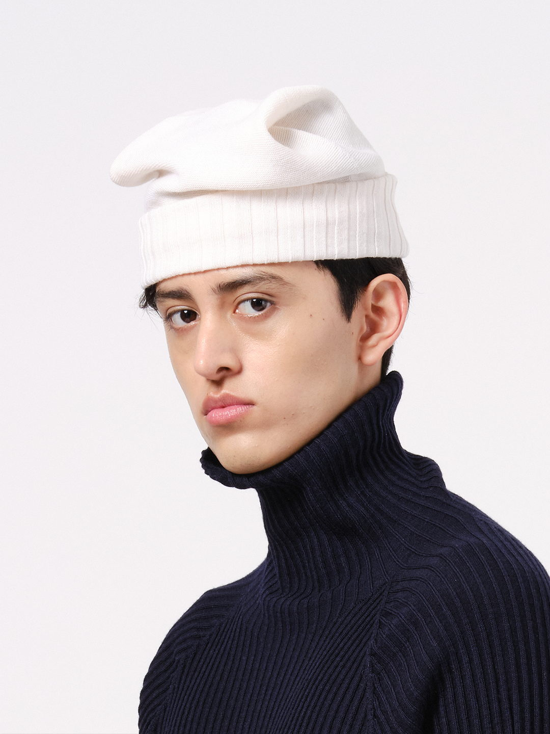 Ribbed geometric beanie