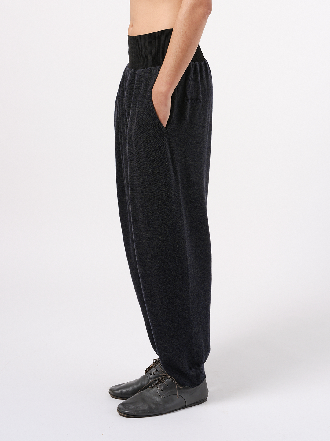Inverted pleat trousers