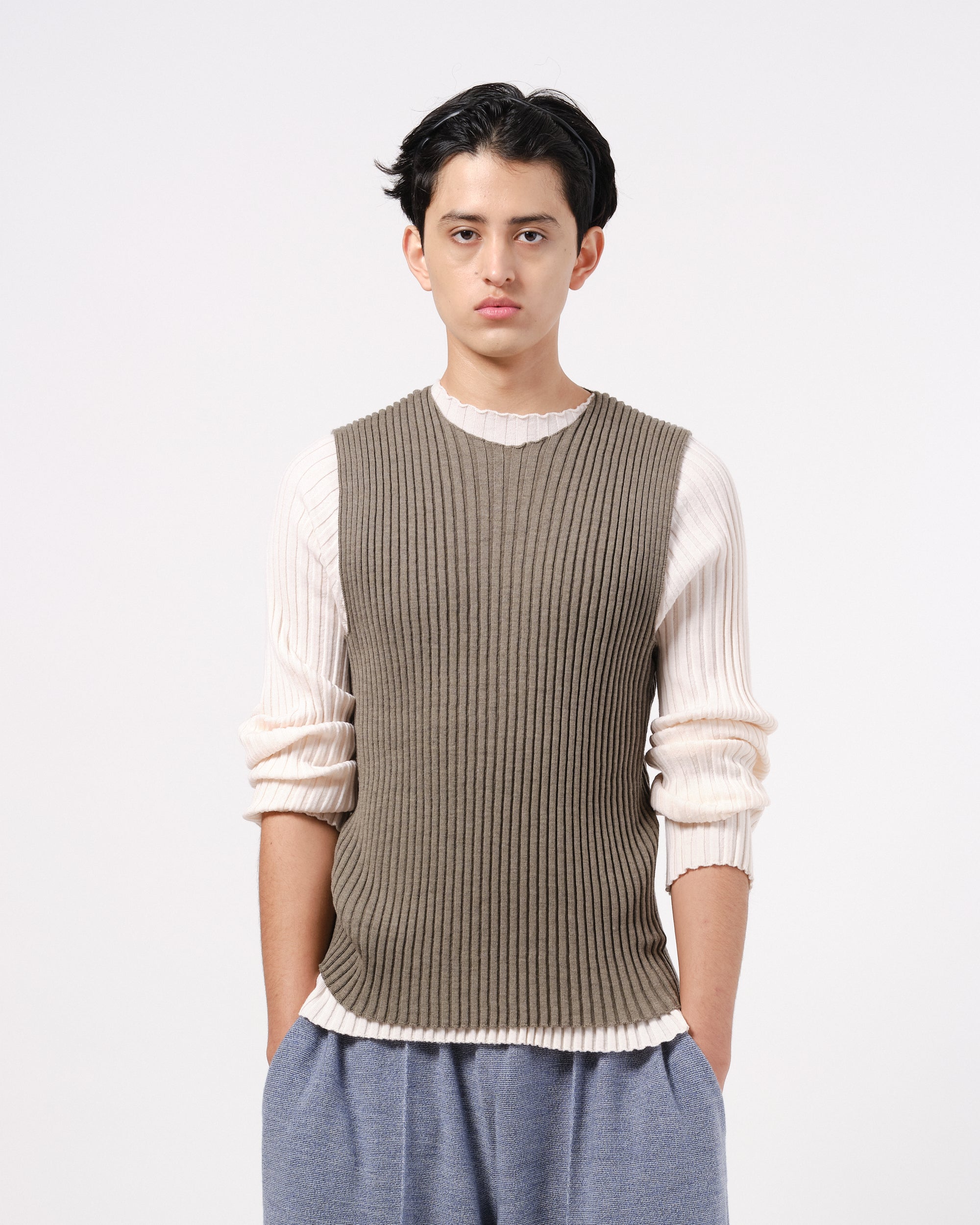 Ribbed vest
