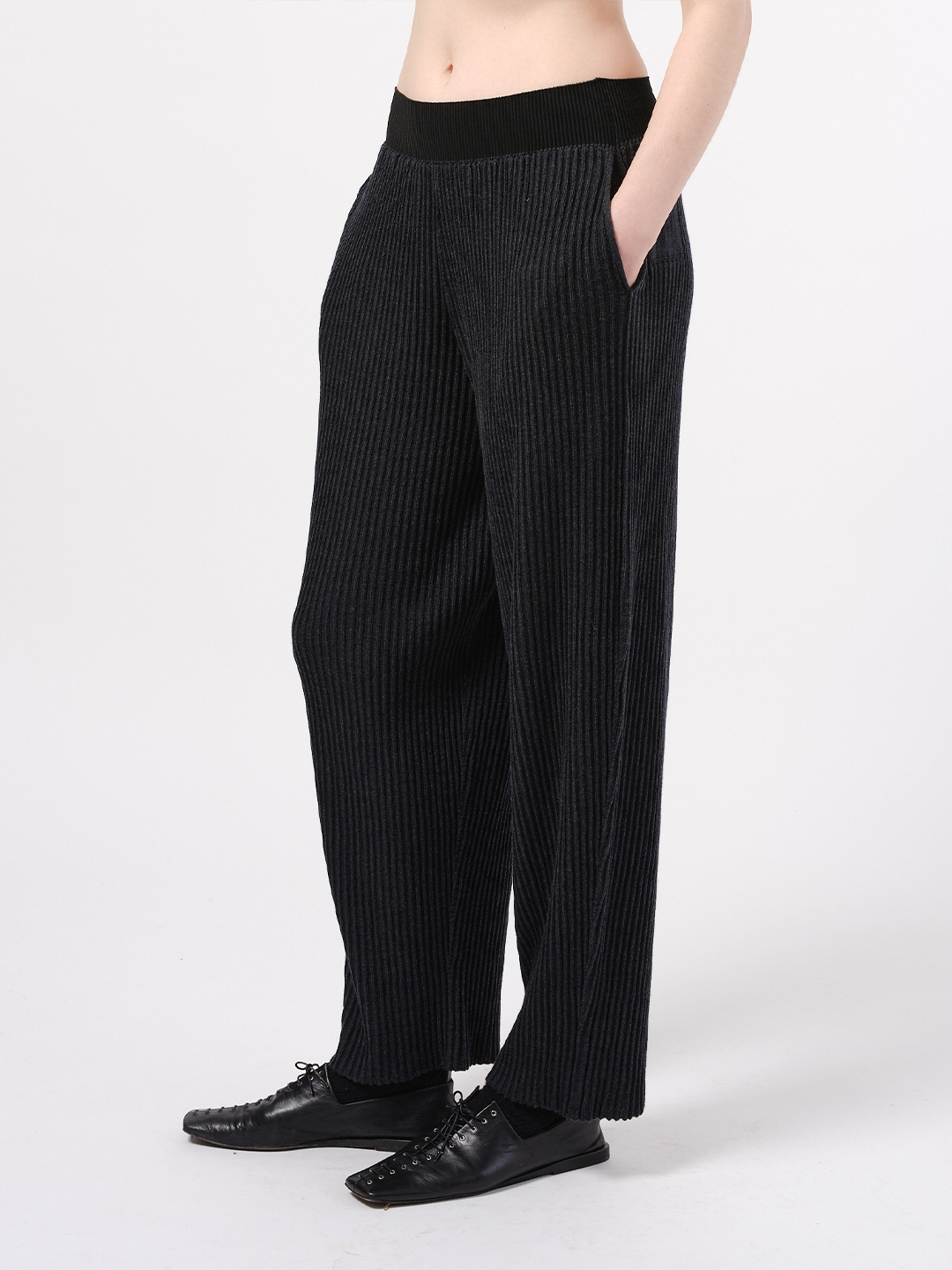 Relax ribbed trousers