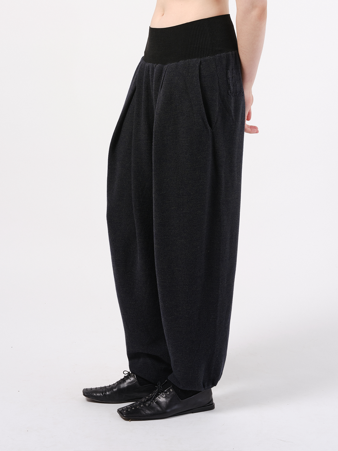 Inverted pleat trousers
